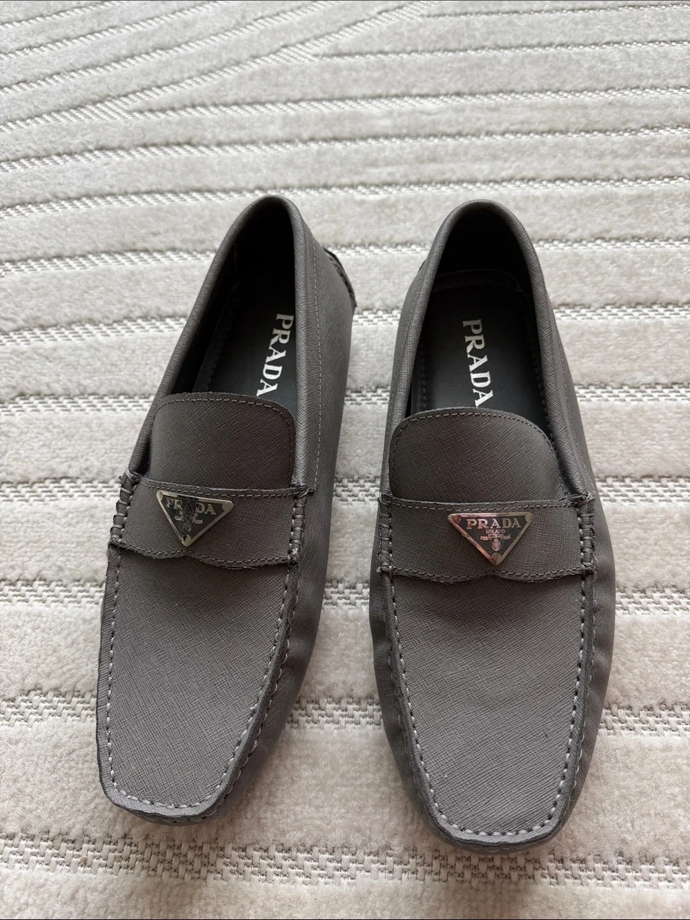 Prada smart lining